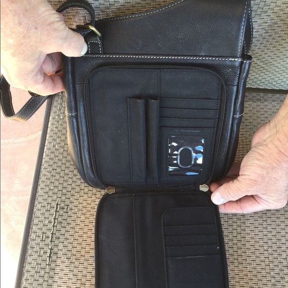 Black over the shoulder bag - Picture 5 of 5